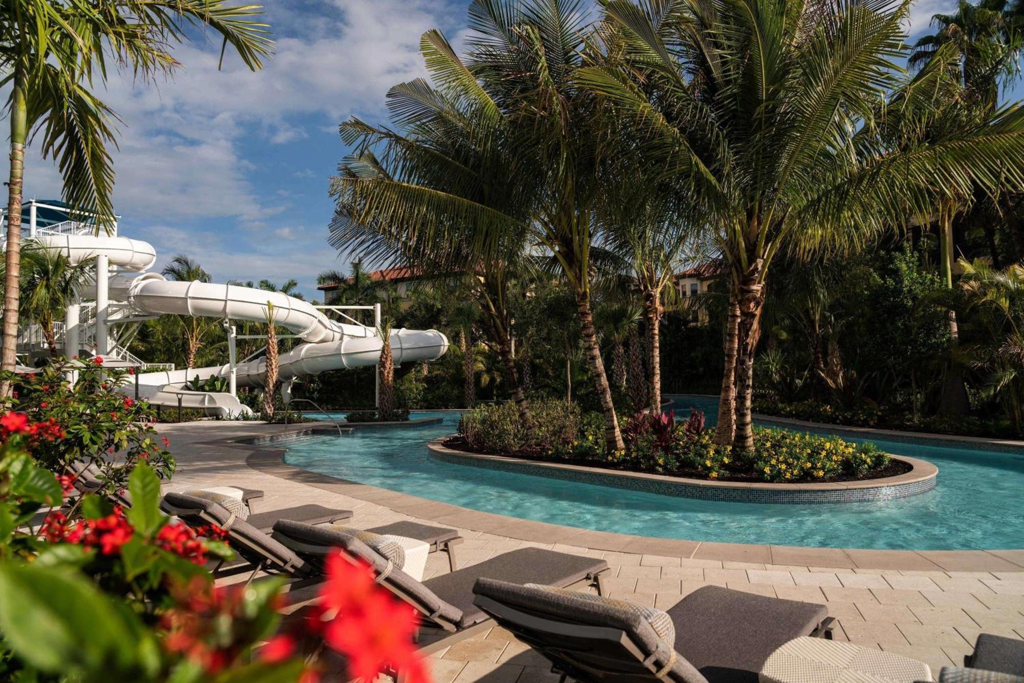 เดอะ ริตซ์ -คาร์ลตัน กอล์ฟ รีสอร์ต เนเปิลส์ Hotel ภายนอก รูปภาพ