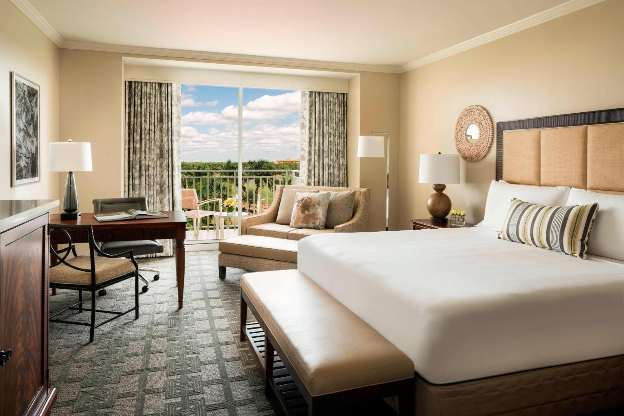 เดอะ ริตซ์ -คาร์ลตัน กอล์ฟ รีสอร์ต เนเปิลส์ Hotel ภายนอก รูปภาพ
