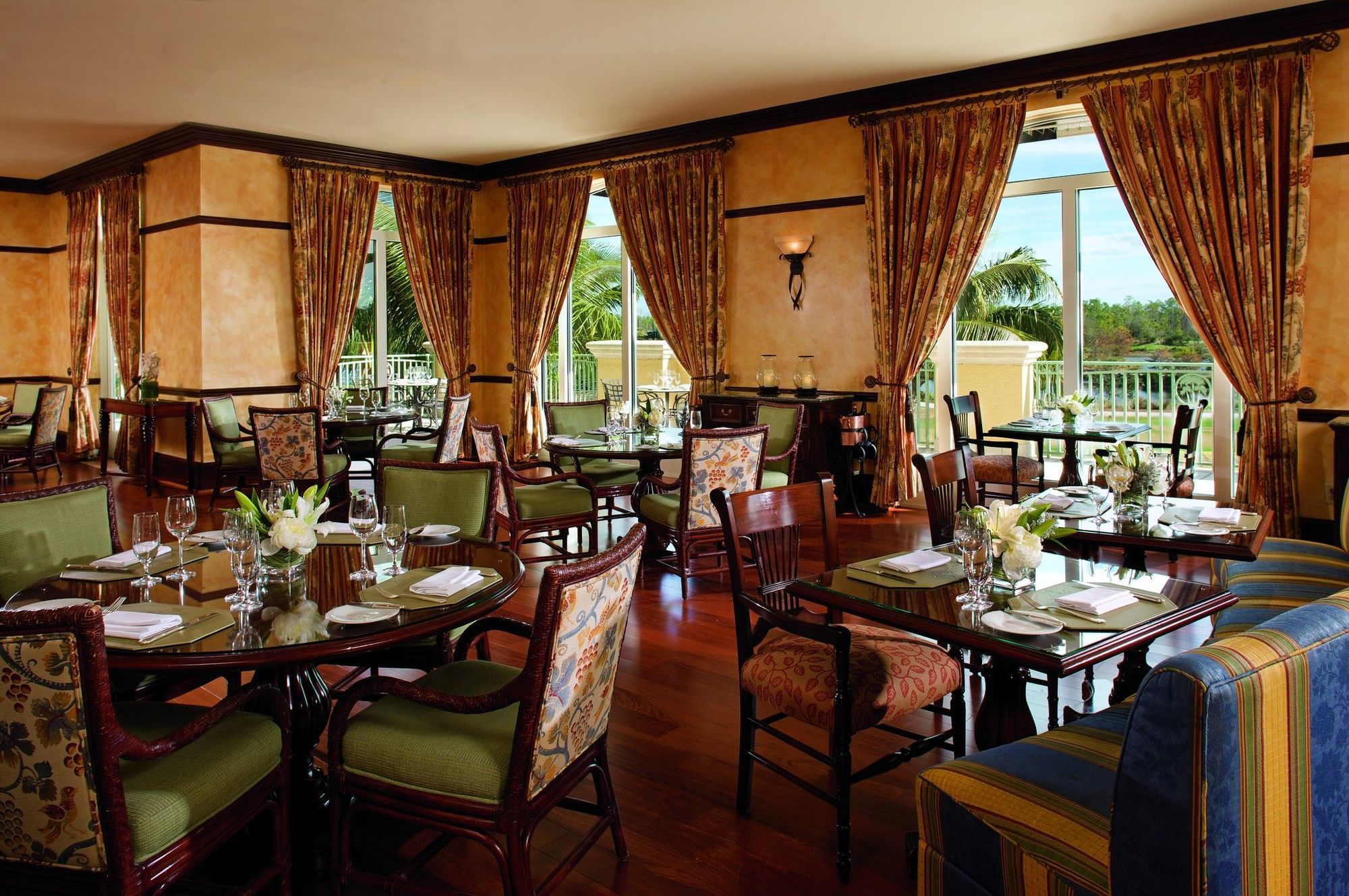 เดอะ ริตซ์ -คาร์ลตัน กอล์ฟ รีสอร์ต เนเปิลส์ Hotel ภายนอก รูปภาพ